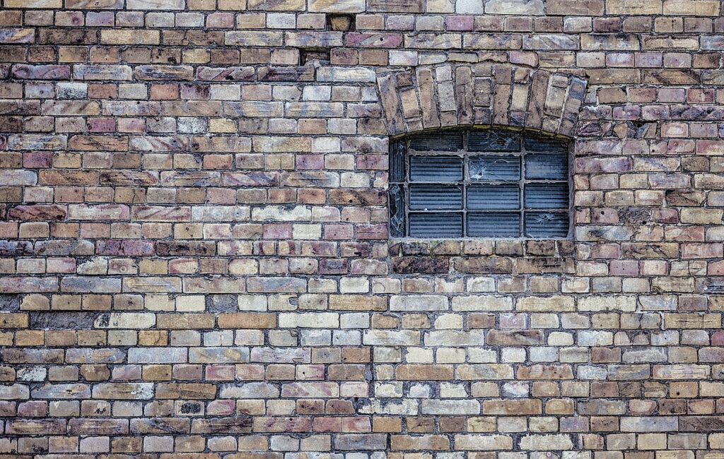 window, wall, stone wall-484596.jpg
